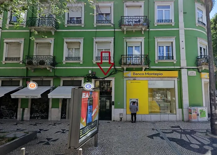 Konukevi Almirante